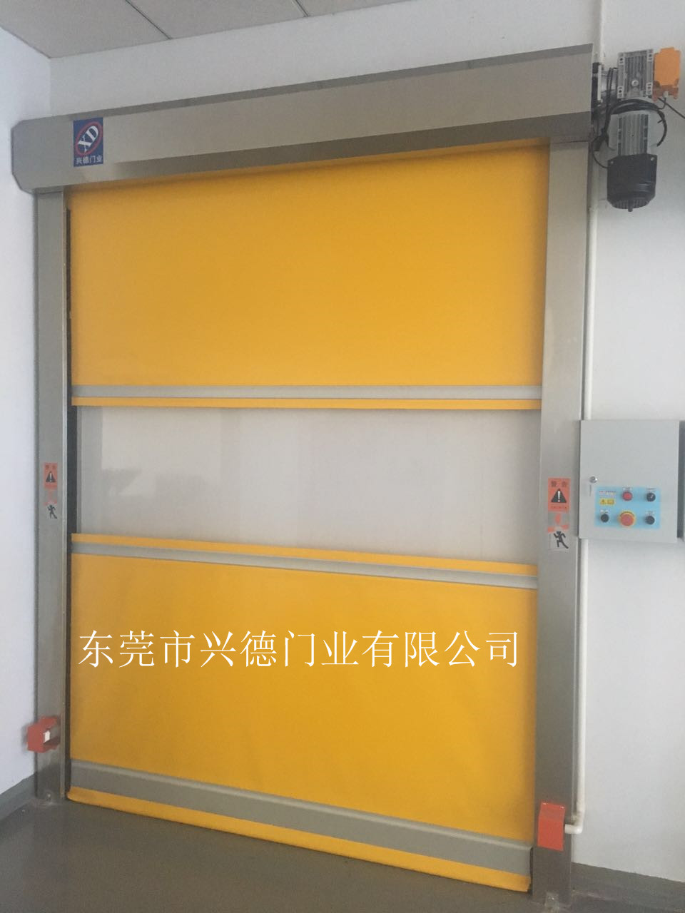 用小竅門選擇實力好的佛山快速卷簾門廠家？